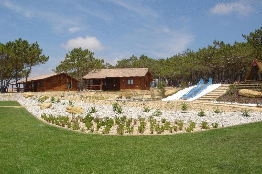 Готель Ericeira Camping & Bungalows Екстер'єр фото